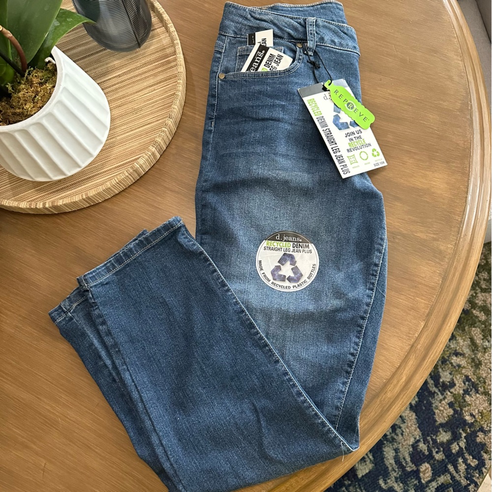 d.jeans Recycled Denim Straight Leg Jeans Plus Size 16W NEW with tags